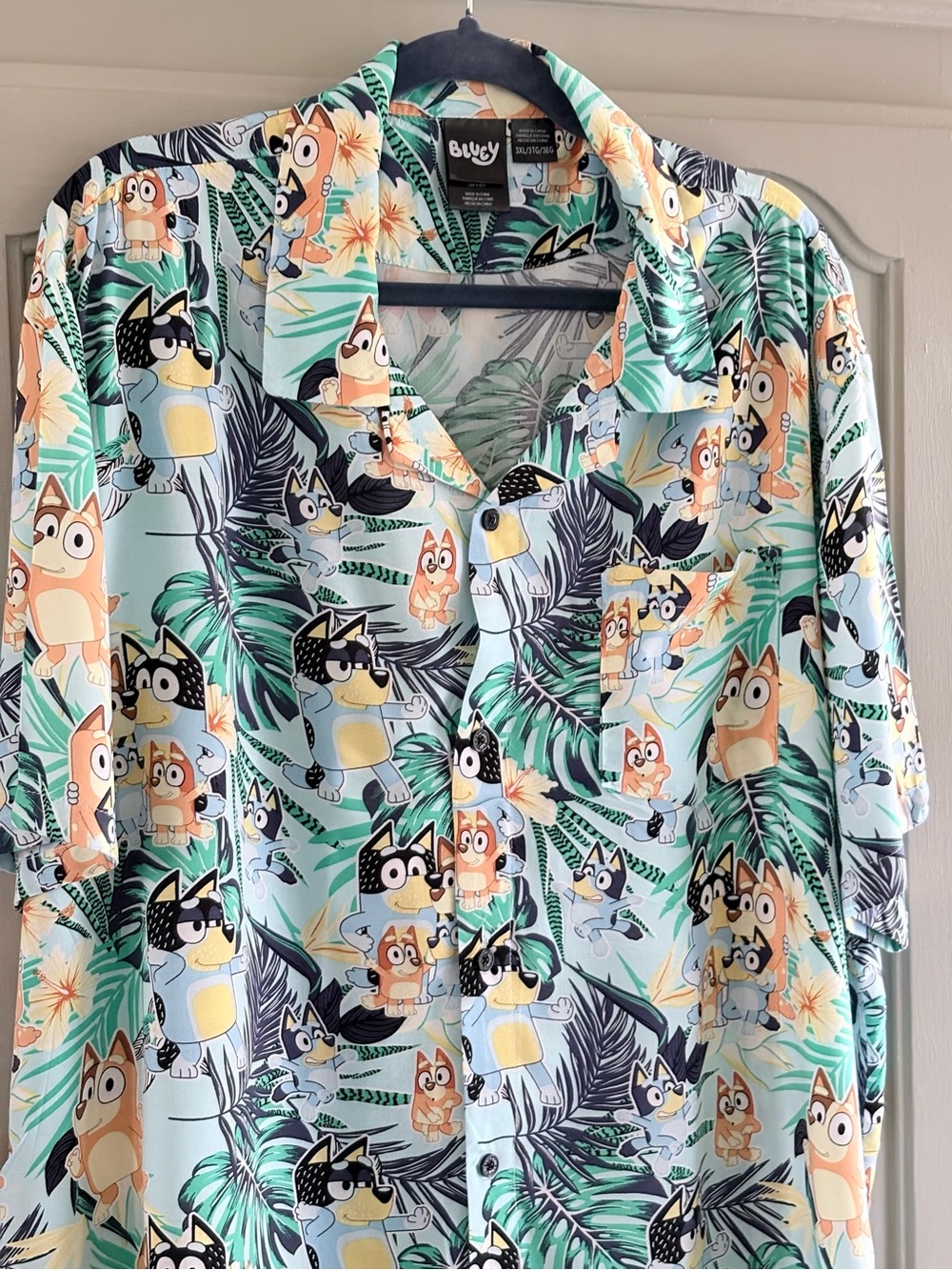 Officially Licensed Bluey Adult Tropical Hawaiian Button Down Shirt Size 3XL